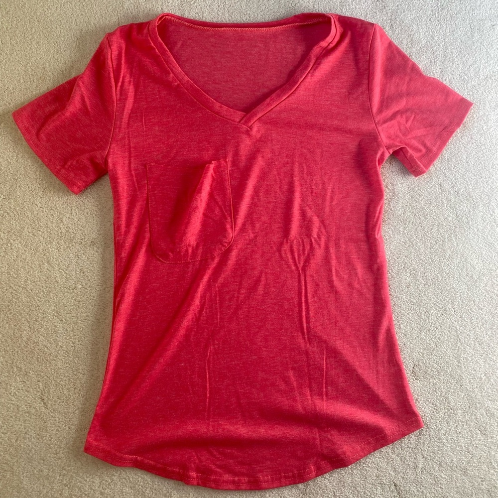 Women’s XS Athleisure Short-sleeved Top with pocket in pink